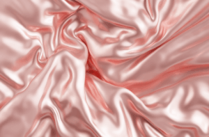 Il Raso di Seta: Lustro e Sofisticatezza Senza Tempo