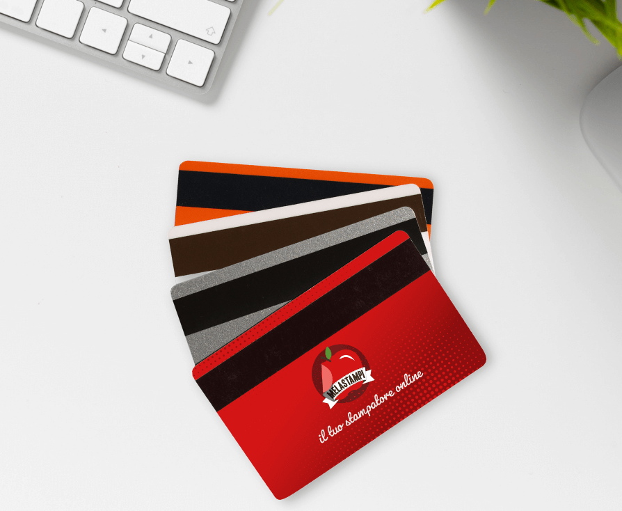 Tessere PVC: La Soluzione Perfetta per Gift Card e Fidelity Card